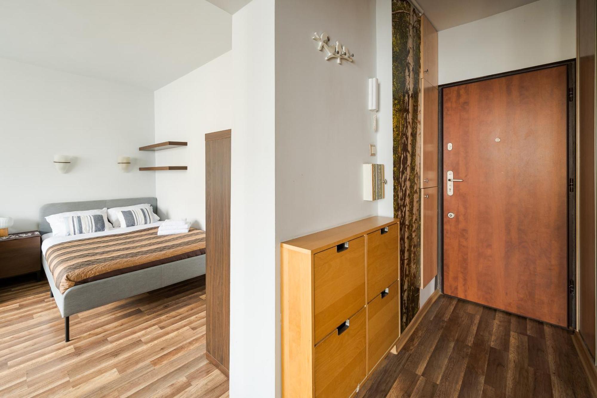 Stay With Friends In Warsaw Apartment Bagian luar foto