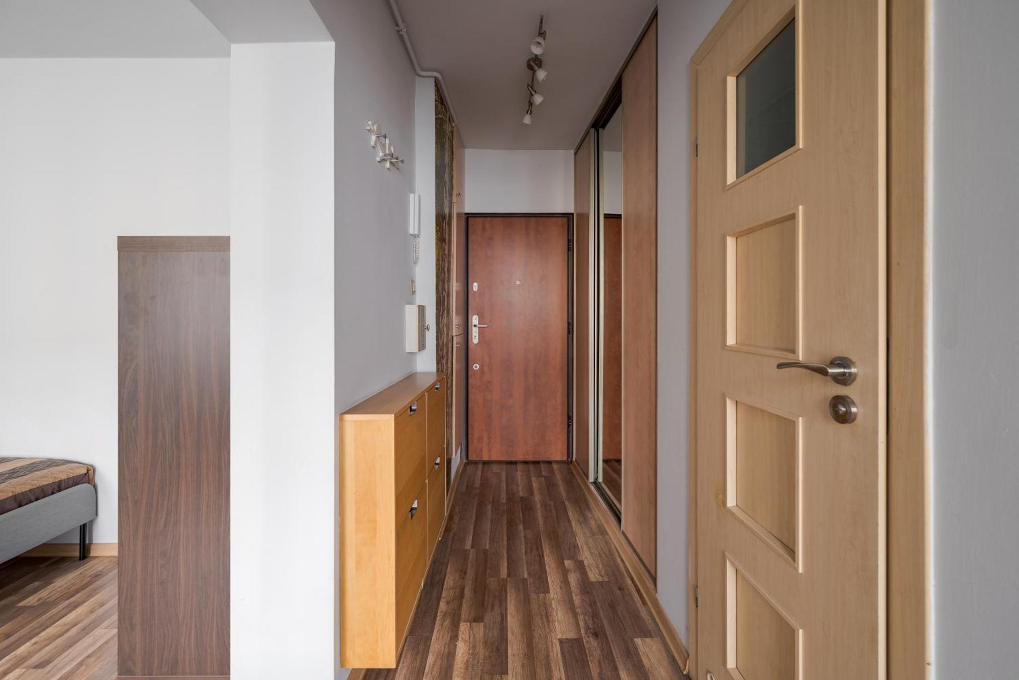 Stay With Friends In Warsaw Apartment Bagian luar foto